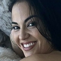 Adriana Mia Naken
