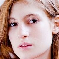 Agathe Bonitzer Naken