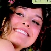 Agostinha_Red Naken