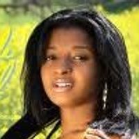 Aliya Campbell Naken