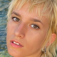 Anni Baumann Naken