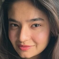 Anushka Sen Naken