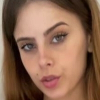 Aria Jonnes Naken