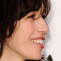 Ariadna Gil Naken