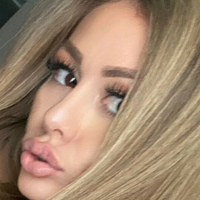 Ariana Lively Naken