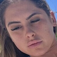 Ariella Nyssa Naken