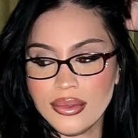 ashligenevieve Naken