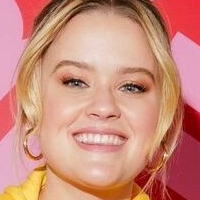 Ava Phillippe Naken