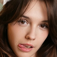 averymayy Naken