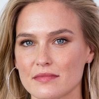 Bar Rafaeli Naken