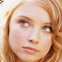 Beatrice Harnois Naken