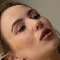 Bella Mur Naken