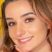 Bella Thomas Naken