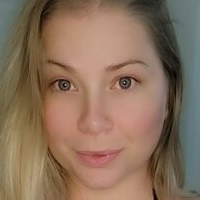 Blonde Babe Naken