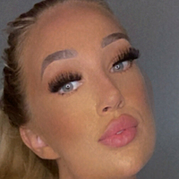 Blonde Belle Naken