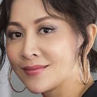 Carina Lau Naken