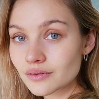 Caroline Corinth Naken