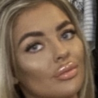 Carys PearsonLincoln Naken