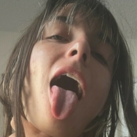 Cassie Volikas Naken