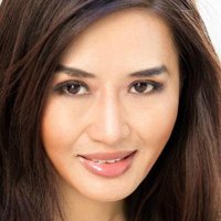 Catherine Chen Naken