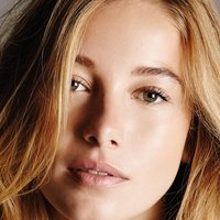 Charlotte Vega Naken