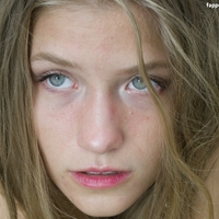 CherieLorraine Naken