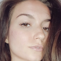 Cjella Naken
