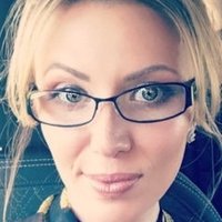 Crystal Baker Naken