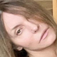 Dana Natalli Naken