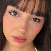Dania Sofia Naken