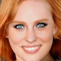 Deborah Woll Naken