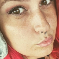 eisheth.zenunim Naken