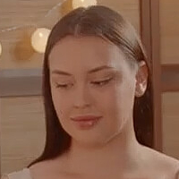 Eliz Gry Naken