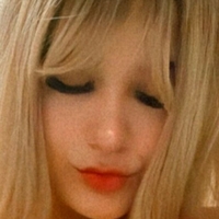 ElizabethL Naken