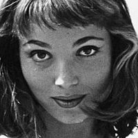Elsa Martinelli Naken