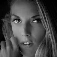 Emma Elizabeth Naken