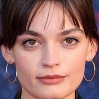 Emma Mackey Naken