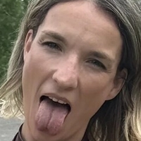 Feuchte Sandra Naken