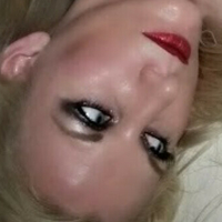 Flirty Nola Naken