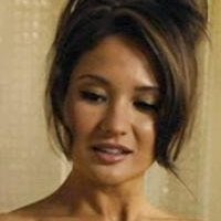 Genevieve Guzchack Naken