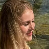 Gina María Laitscheck Naken