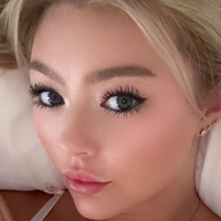Hailey Sigmond Naken