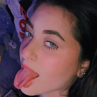 heidigeb Naken