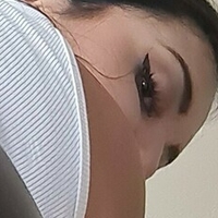 honeybe.e Naken