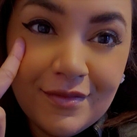 Hyraldia Naken
