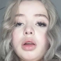 Isabella Perezz Naken