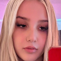 itzcarly Naken