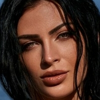 Jacqueline Neubauer Naken