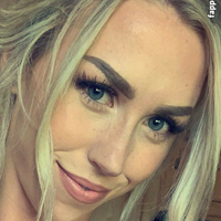 Jakki Farmer Naken