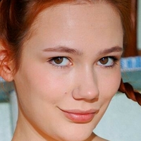 Janey Naken